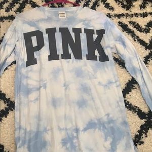 Victoria’s Secret pink long sleeve T-shirt.